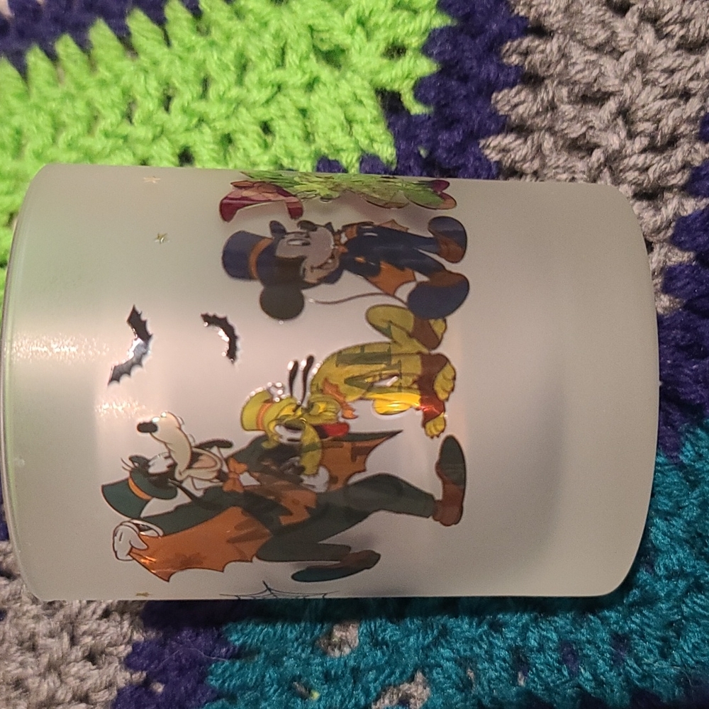 Disney Happy Halloween frosted glass